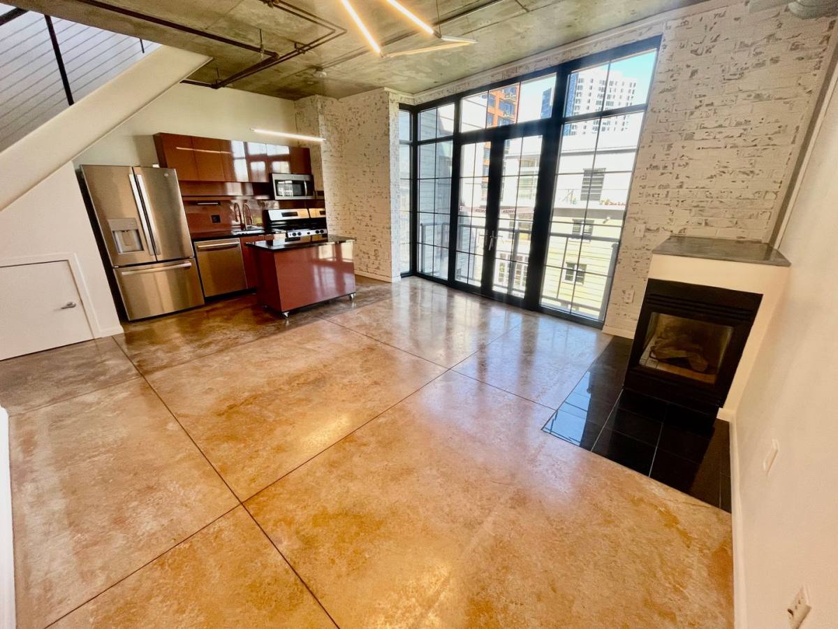 Condo for rent at 1030 NW 12th Ave, Portland, OR 97209