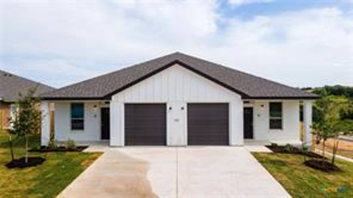 Apartment for rent at 121 Leon Lane, Copperas Cove, TX 76522