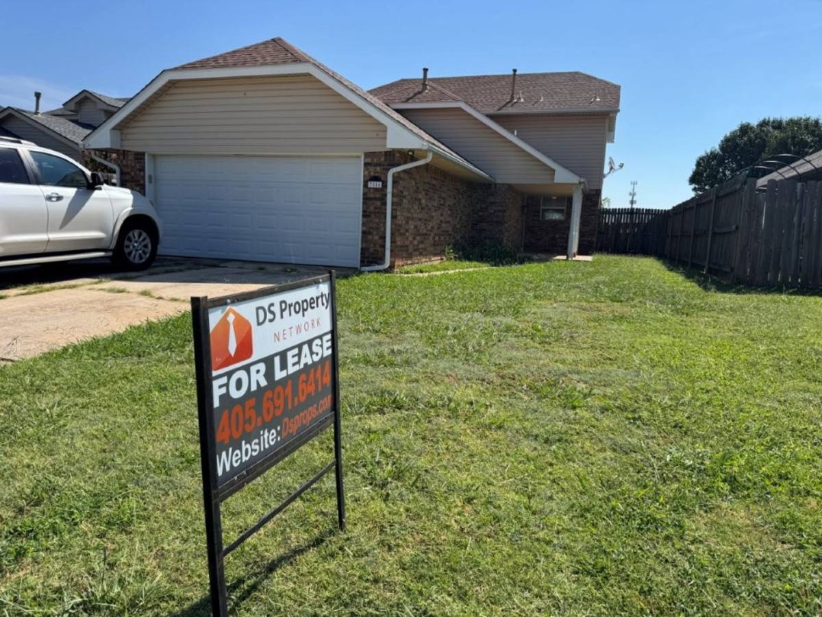 House for rent at 3816 Winds W Court, Oklahoma City, OK 73179
