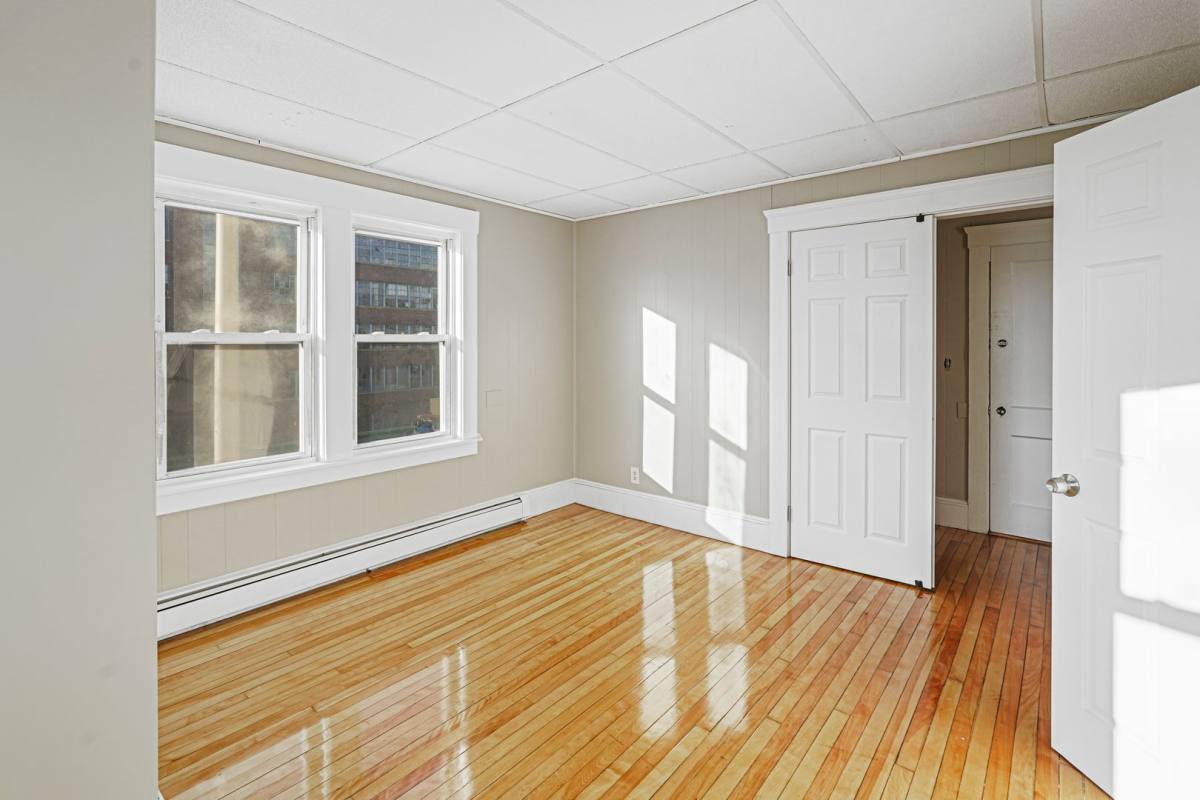 Apartment for rent at 352 W Boylson St, Worcester, MA 01606
