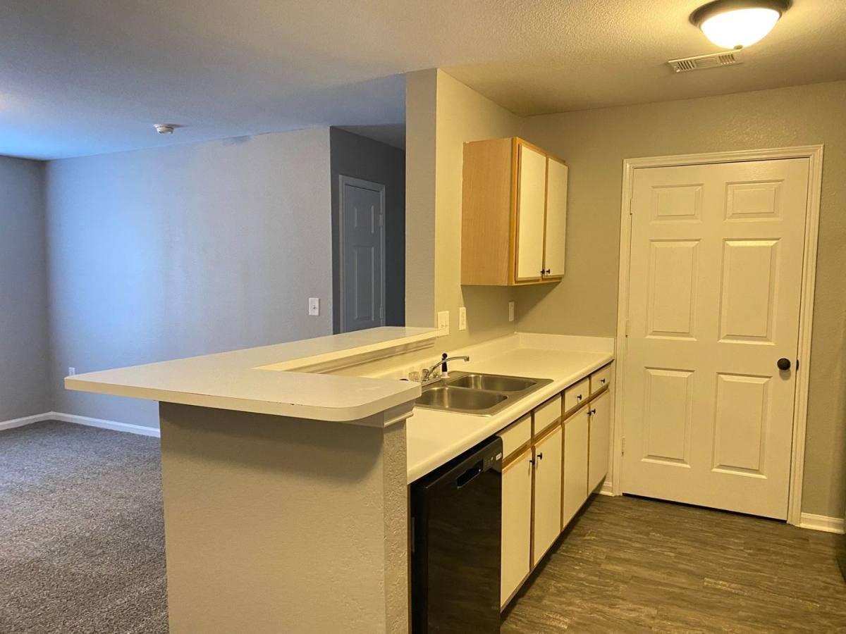 Apartment for rent at 2113-2119 Ringgold Court, Clarksville, TN 37042