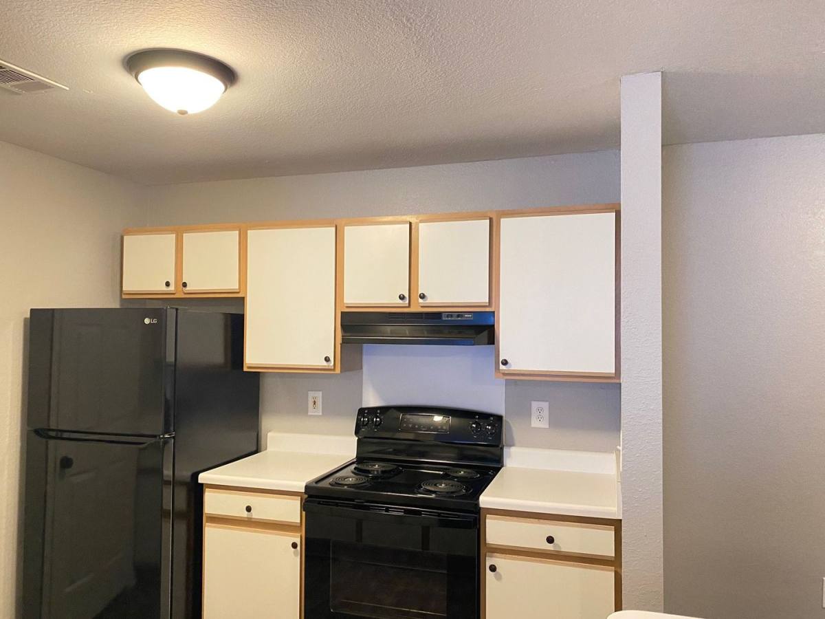 Apartment for rent at 2113-2119 Ringgold Court, Clarksville, TN 37042