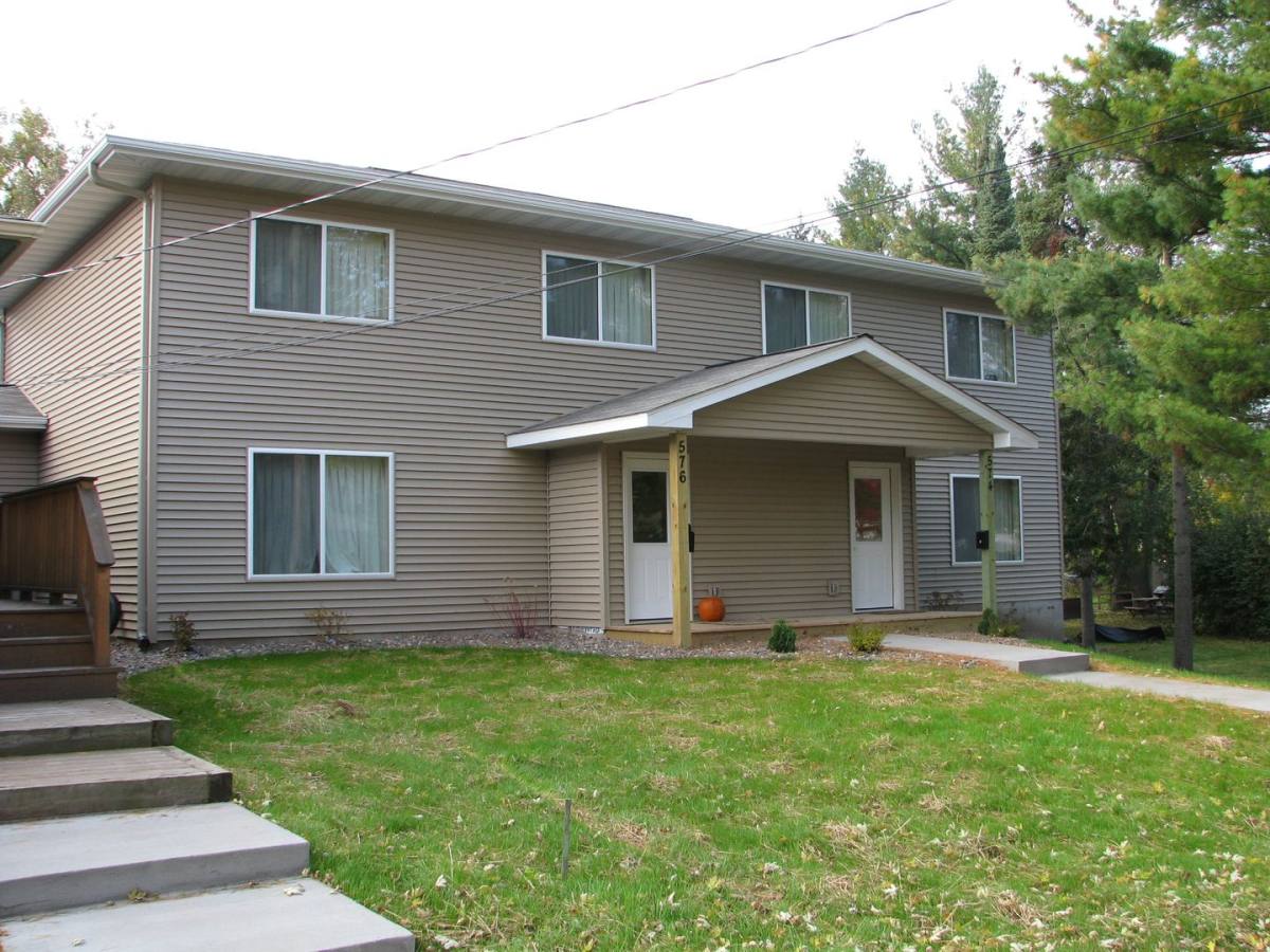 Apartment for rent at 403 405 S 6th St, River Falls, WI 54022
