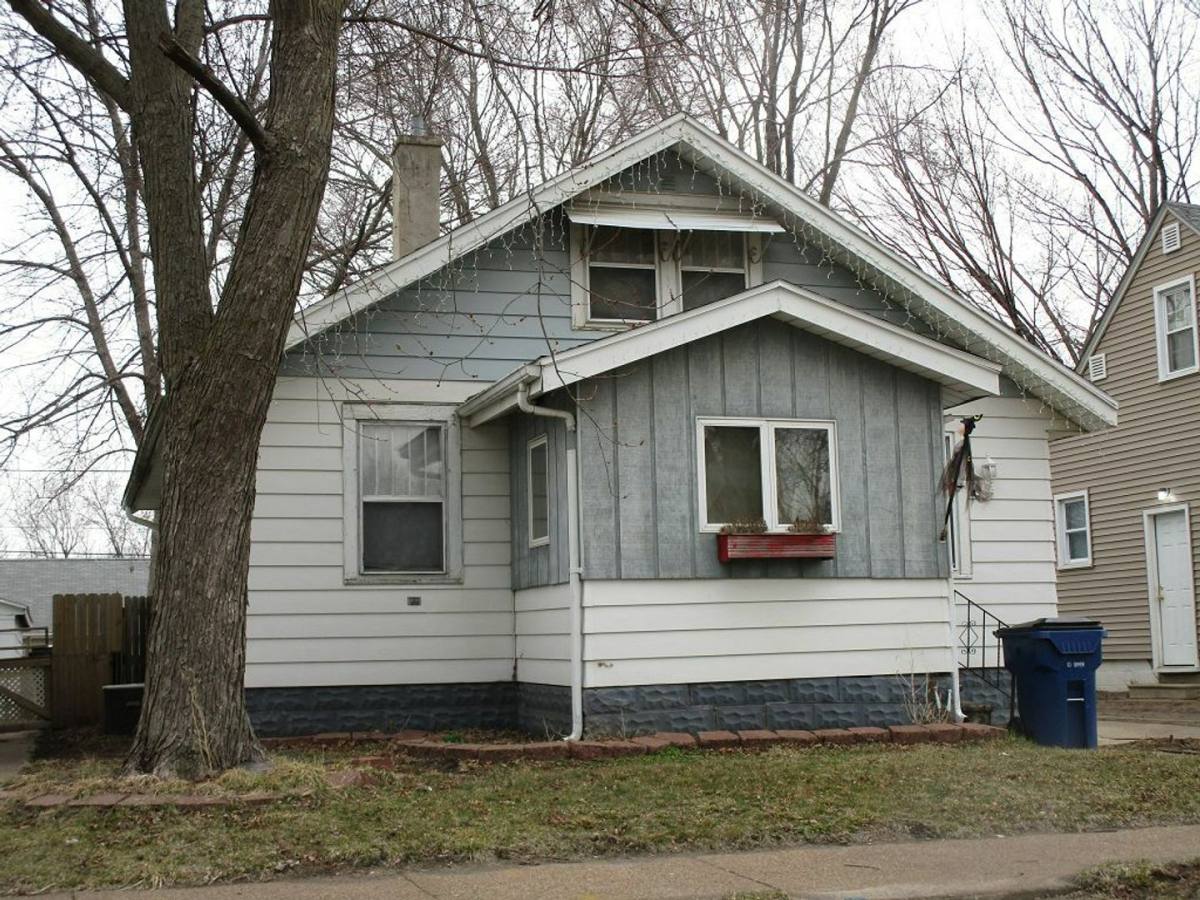 House for rent at 650 Kern St, Waterloo, IA 50703