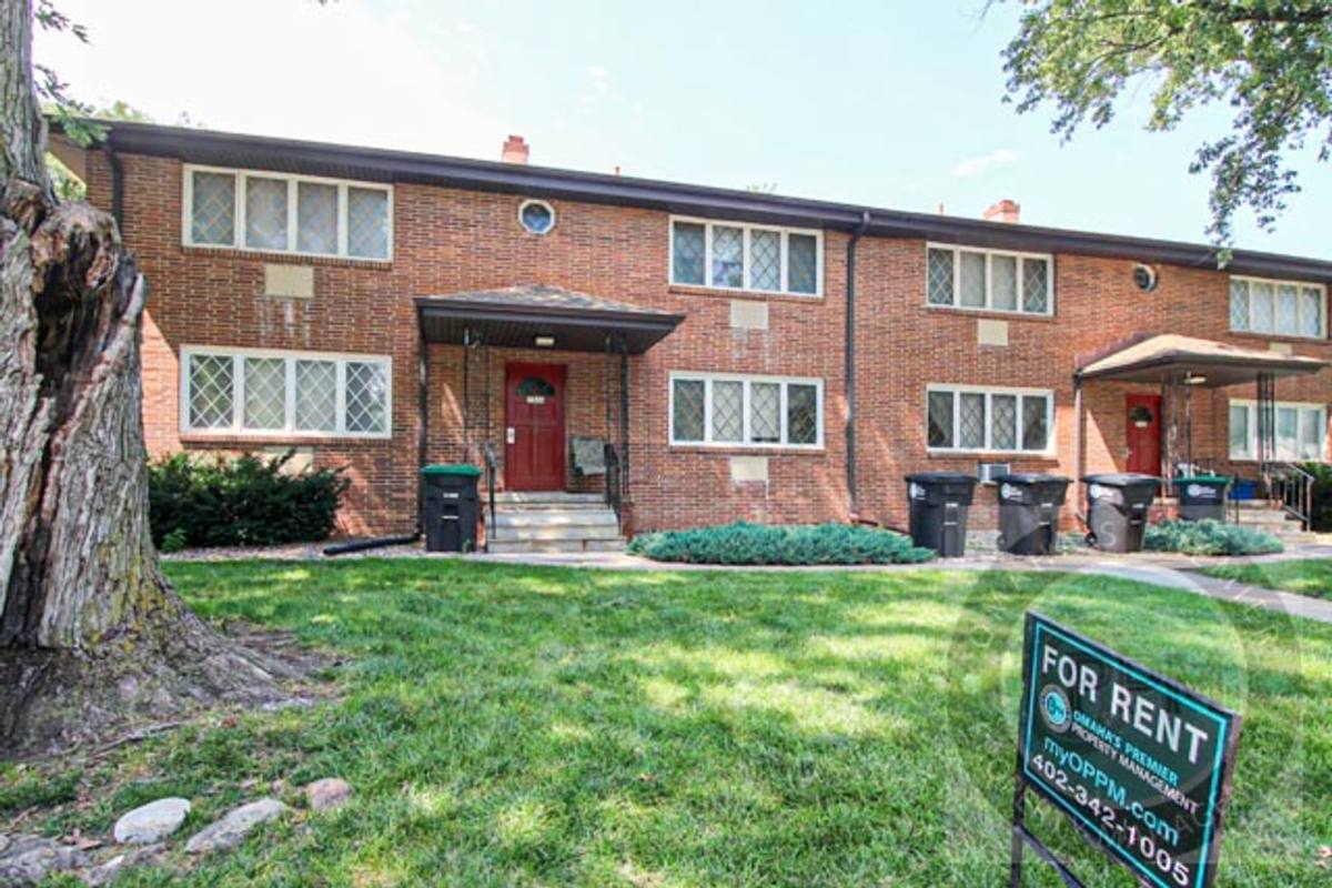 Apartment for rent at 3526 S 82nd St, Omaha, NE 68124
