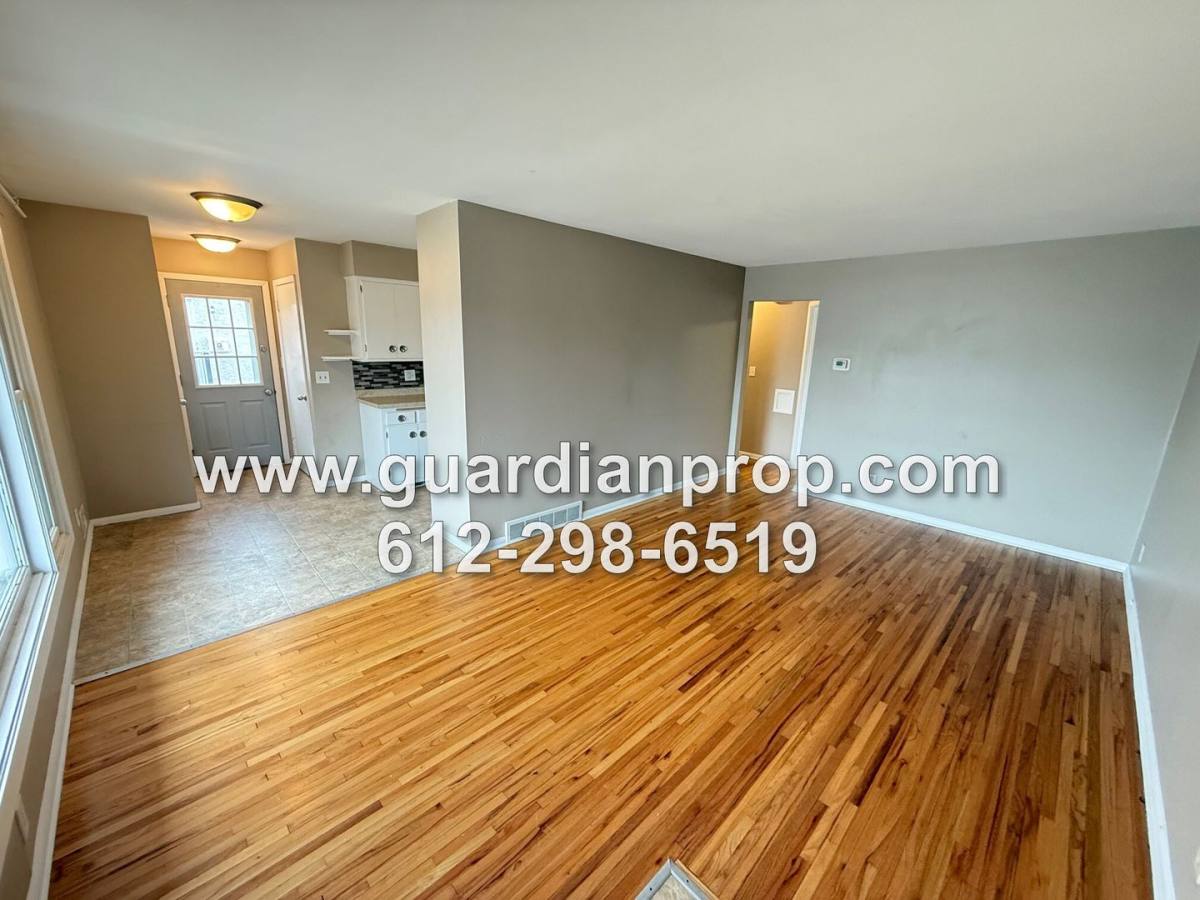 Apartment for rent at 1266-1268 Saint Paul Ave, Saint Paul, MN 55116