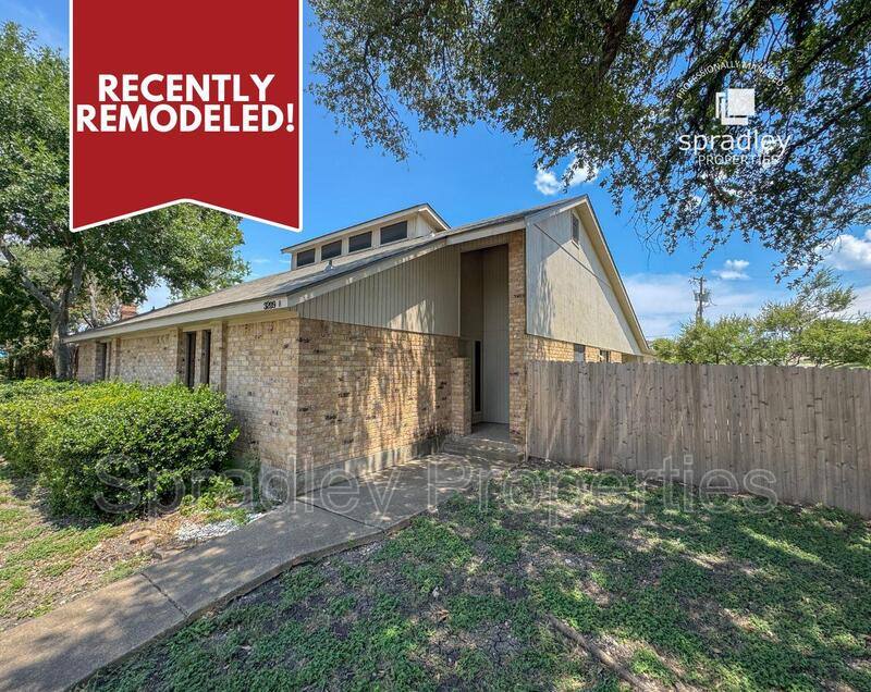 Townhouse for rent at 3209B Morning Glory Dr, Temple, TX 76502