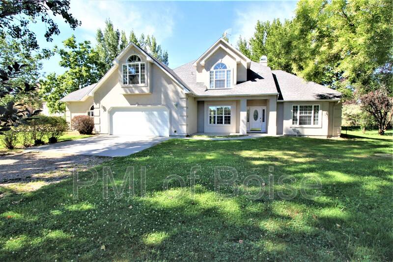 House for rent at 85 S Linder Rd, Eagle, ID 83616