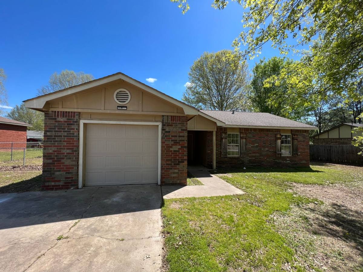 House for rent at 20 Grand Brook Dr, Greenwood, AR 72936