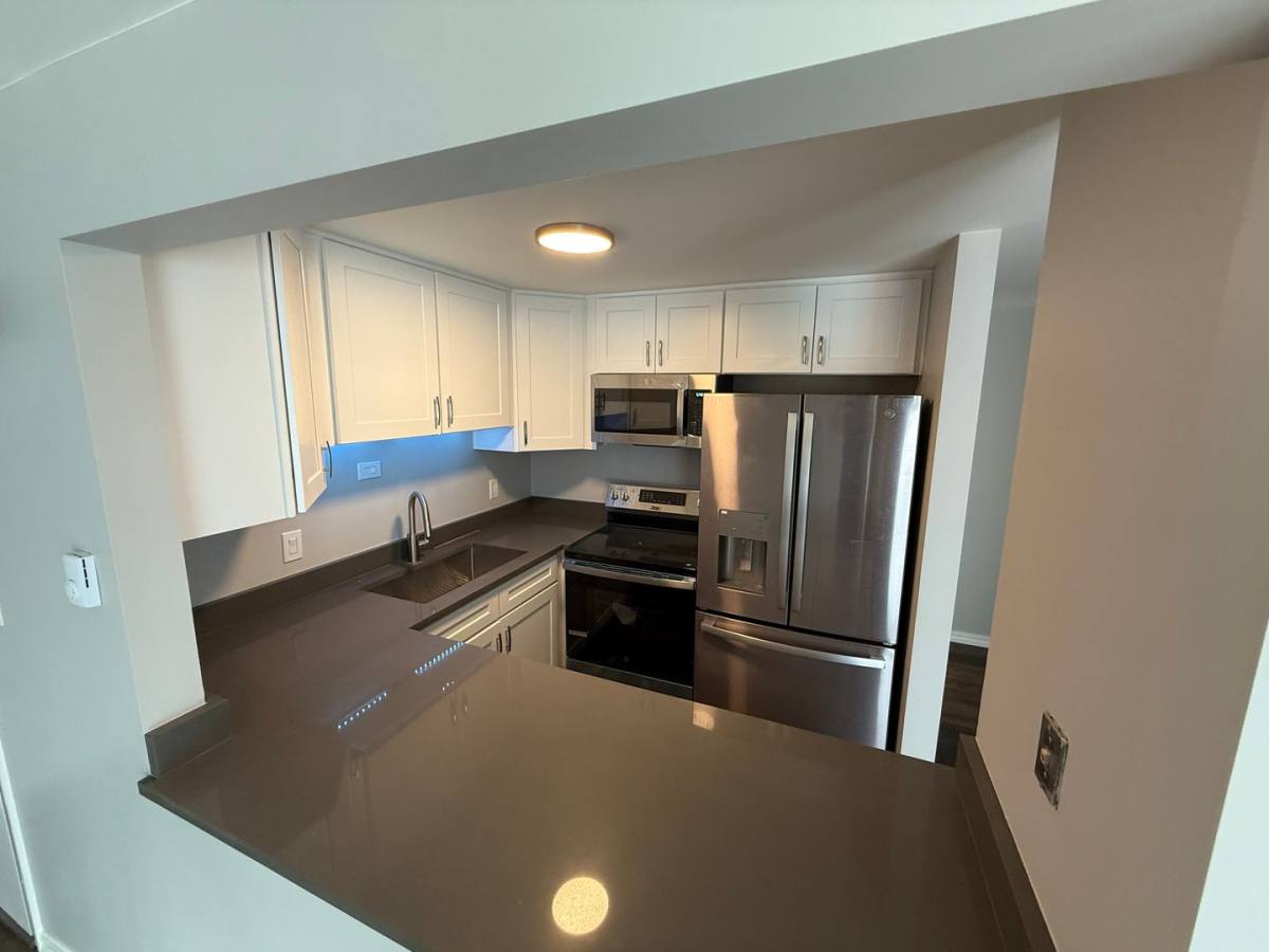 Apartment for rent at 6527 5th Ave NE, Seattle, WA 98115