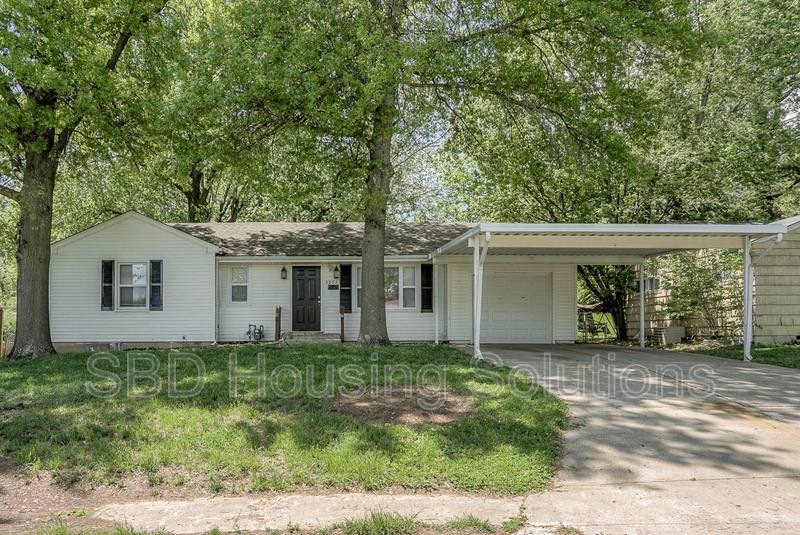House for rent at 3606 N Delaware St, Independence, MO 64050