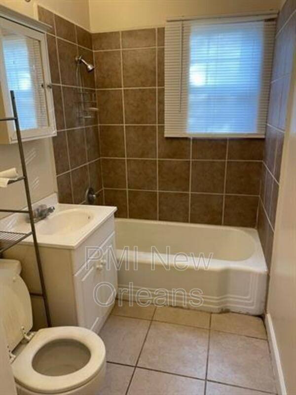House for rent at 1868 Benefit St, New Orleans, LA 70122