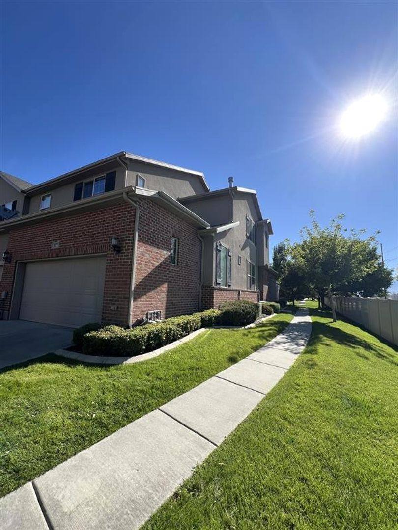 House for rent at 171 S 2830 W, Clearfield, UT 84015