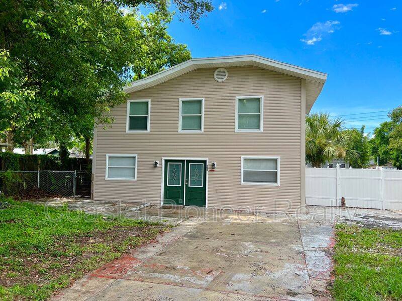 House for rent at 305 E Hanna Ave, Tampa, FL 33604