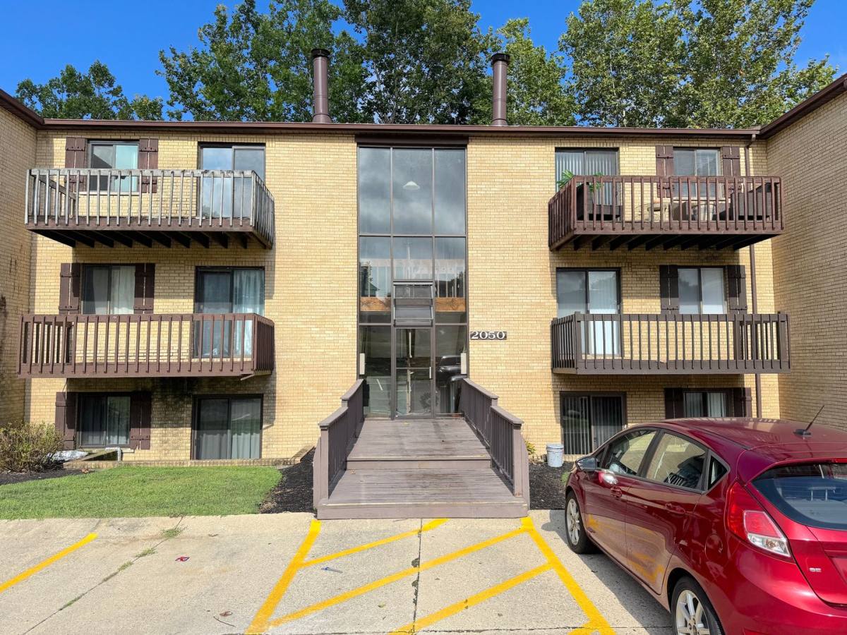 Apartment for rent at 2050 Augusta Blvd, Fairfield, OH 45014