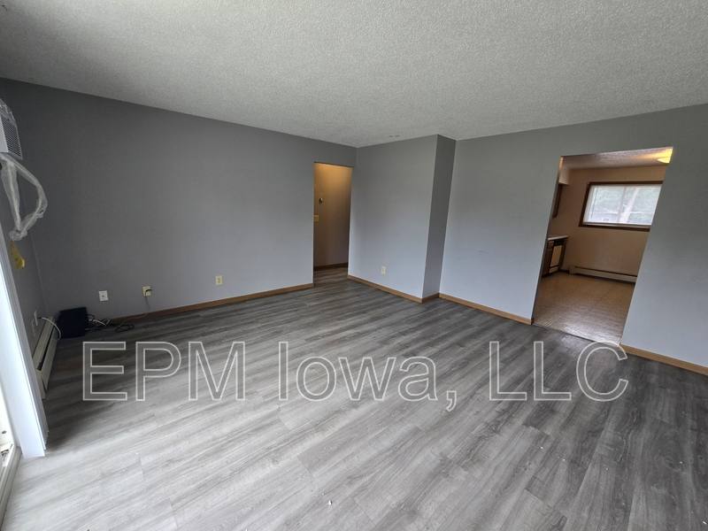 Apartment for rent at 101 16th Ave NW #26, Independence, IA 50644
