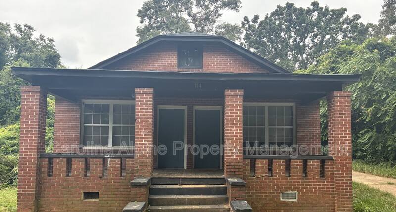 Apartment for rent at 114 Chestnut St #A-B, Shelby, NC 28150
