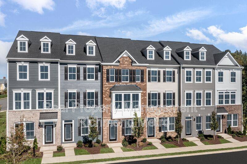 Townhouse for rent at 1681 Ewing Park Loop, Midlothian, VA 23113