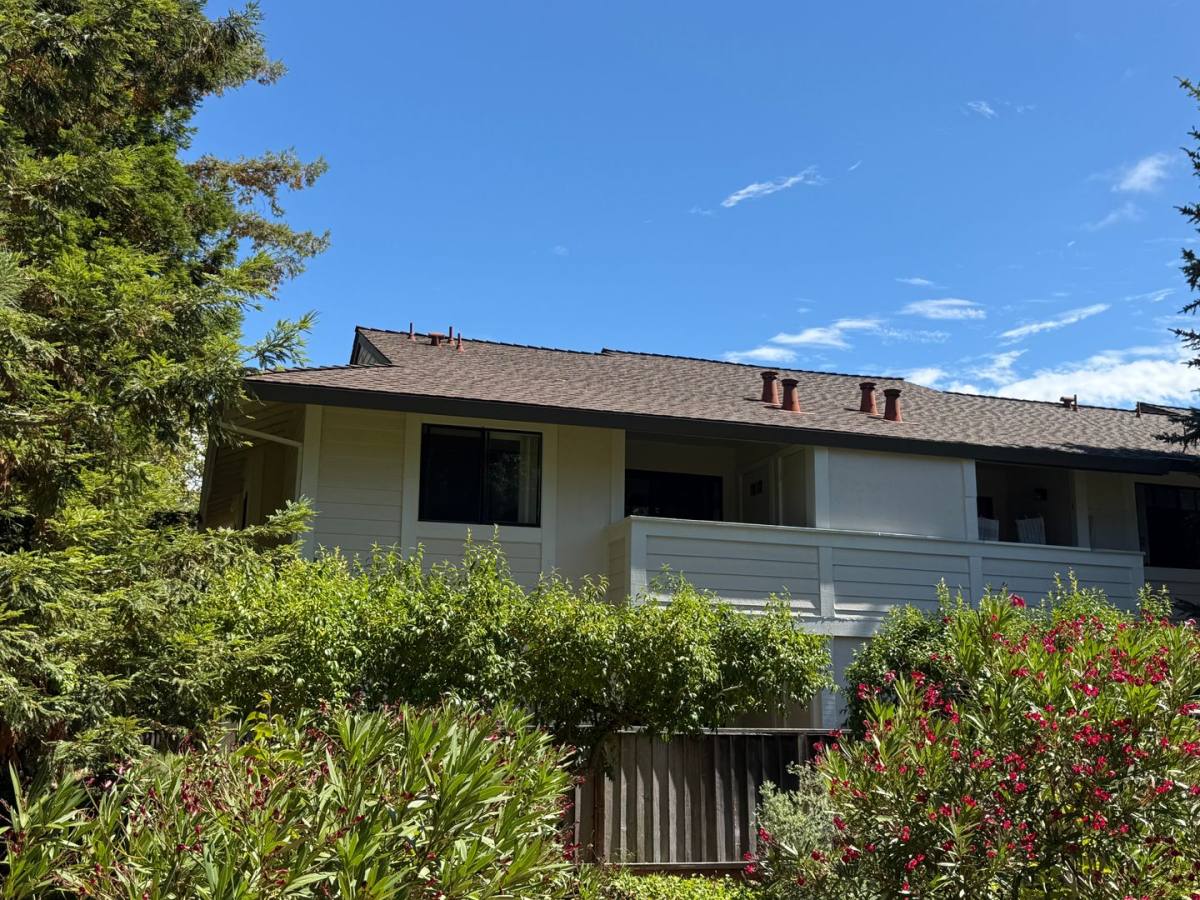 Apartment for rent at 30 Woodstock Court, San Rafael, CA 94903