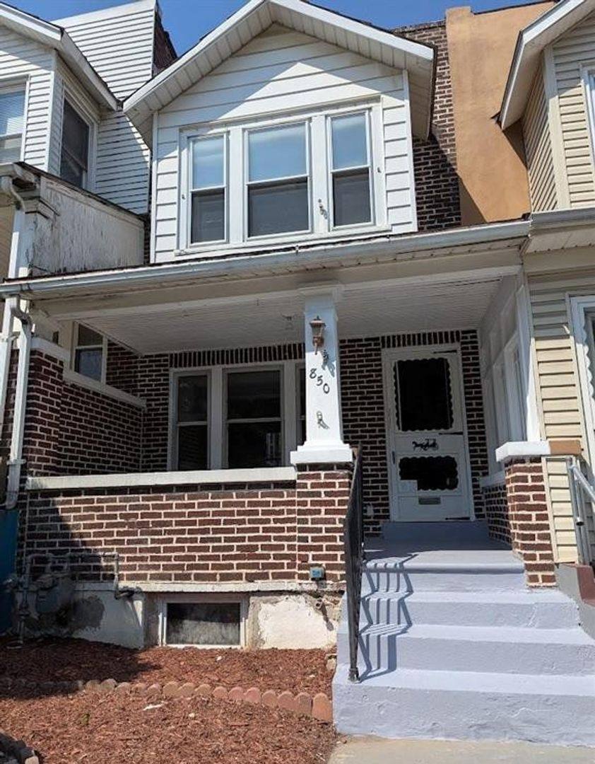 House for rent at 850 N 9th St, Allentown, PA 18102