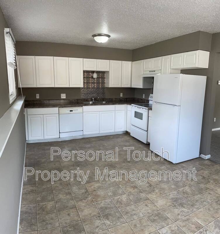 Apartment for rent at 725 30th St N, Fargo, ND 58102
