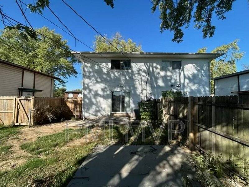 Apartment for rent at 3027 Rotunda Court S, Columbus, OH 43232