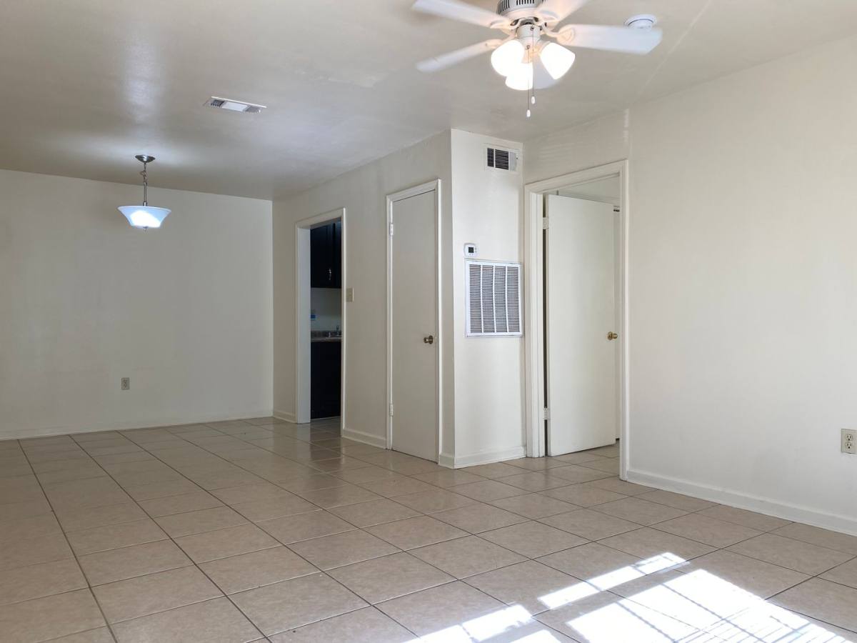 Apartment for rent at 2059 Mariner Dr, Baton Rouge, LA 70820