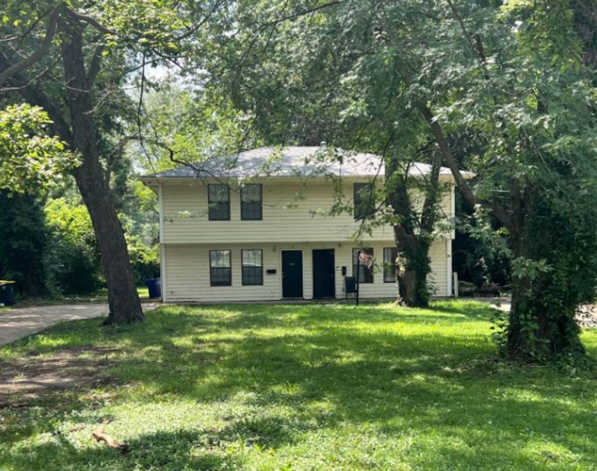House for rent at 7811 E 86th St #B, Kansas City, MO 64138