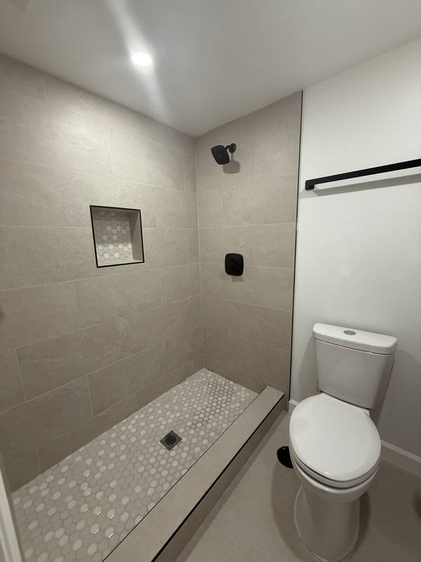 House for rent at 1212 18th St NE #B, Washington, DC 20002