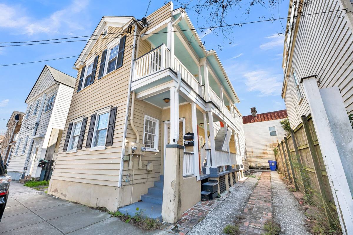 House for rent at 107 Line St, Charleston, SC 29403