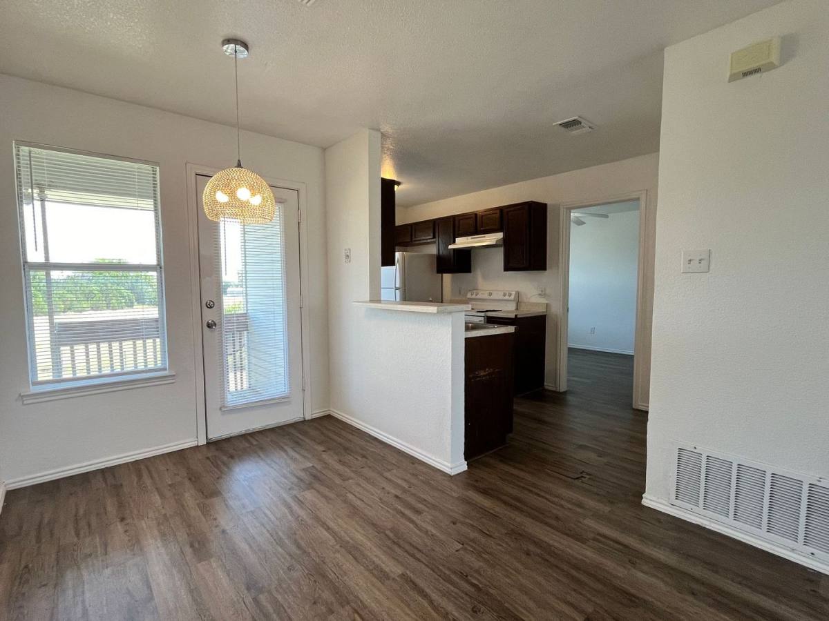 Apartment for rent at 5904 Greengate Dr, Killeen, TX 76543