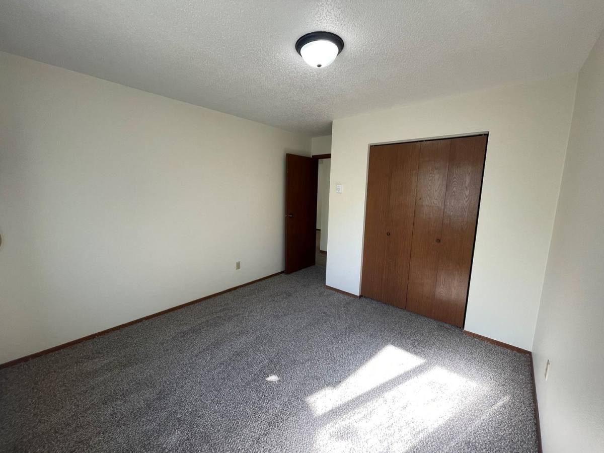 Apartment for rent at 3301 16th Ave S, Fargo, ND 58103