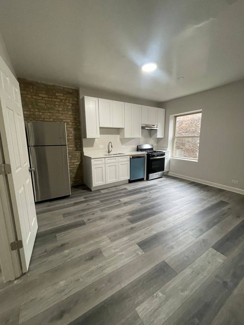 Apartment for rent at 3001-09 W 19th St, Chicago, IL 60623