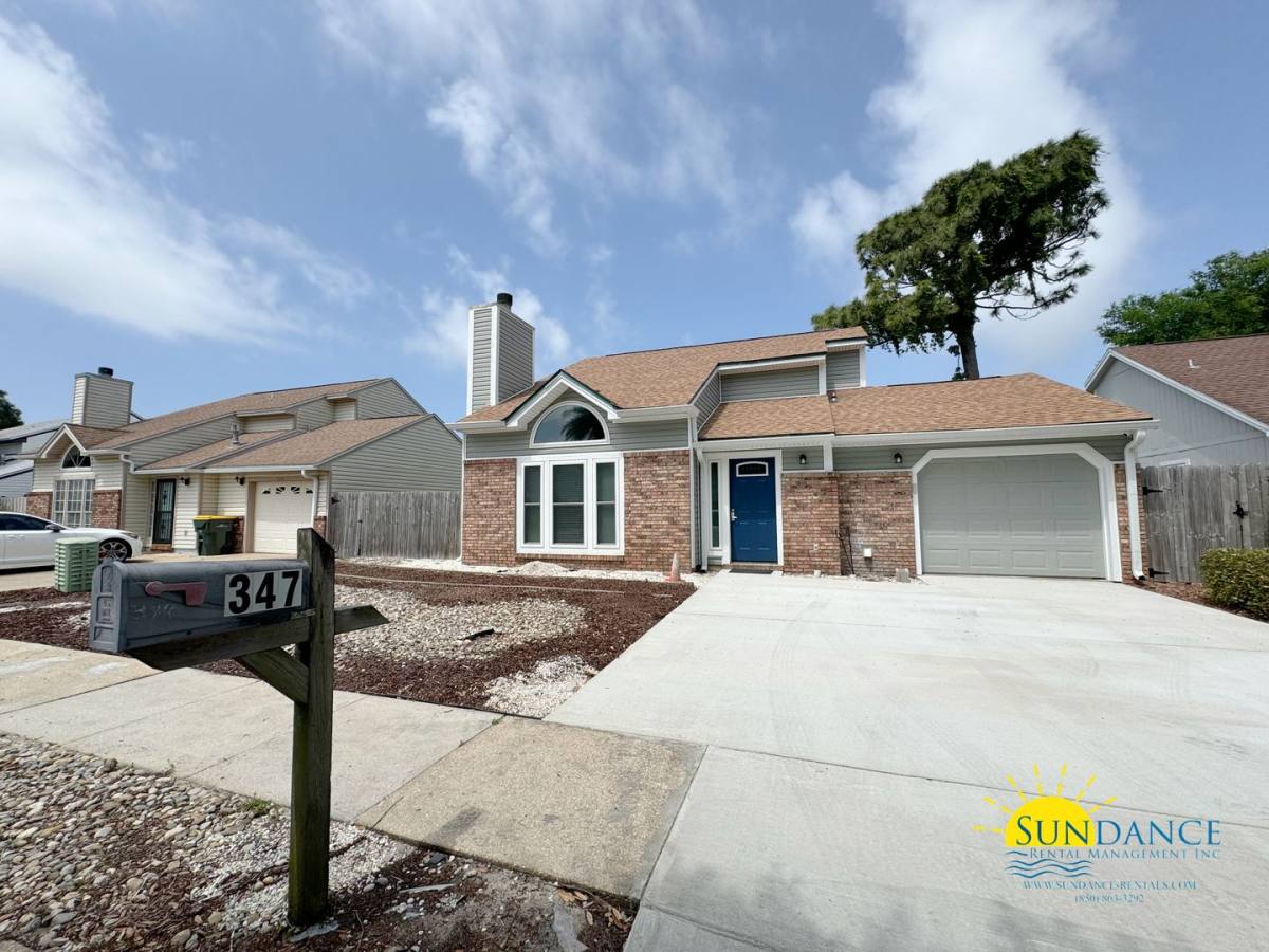 House for rent at 347 Canterbury Circle, Fort Walton Beach, FL 32548