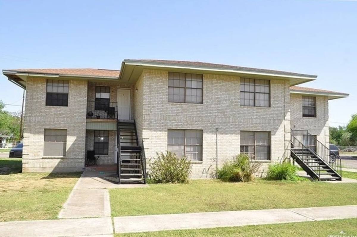 Apartment for rent at 105 E 10th St, Mercedes, TX 78570