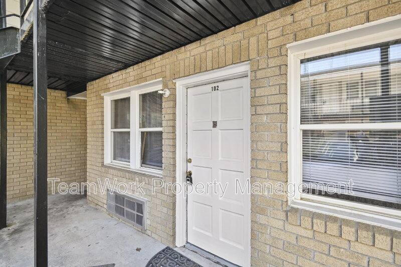 Apartment for rent at 2107 Rondo St #102, Charleston, SC 29414