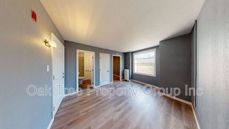 Apartment for rent at 3010 Adeline St #102, Emeryville, CA 94608