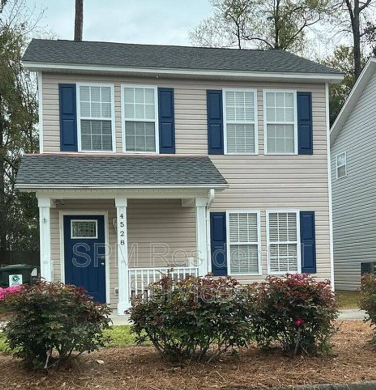 Townhouse for rent at 4528 Crawdad Court, Wilmington, NC 28405