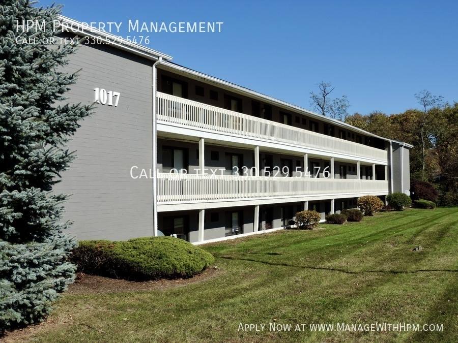 Apartment for rent at 1015 Howe Ave #23, Cuyahoga Falls, OH 44221