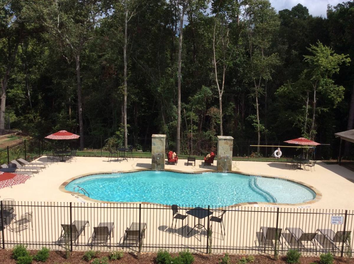 Apartment for rent at 2400 Shiloh Rd, Tyler, TX 75703