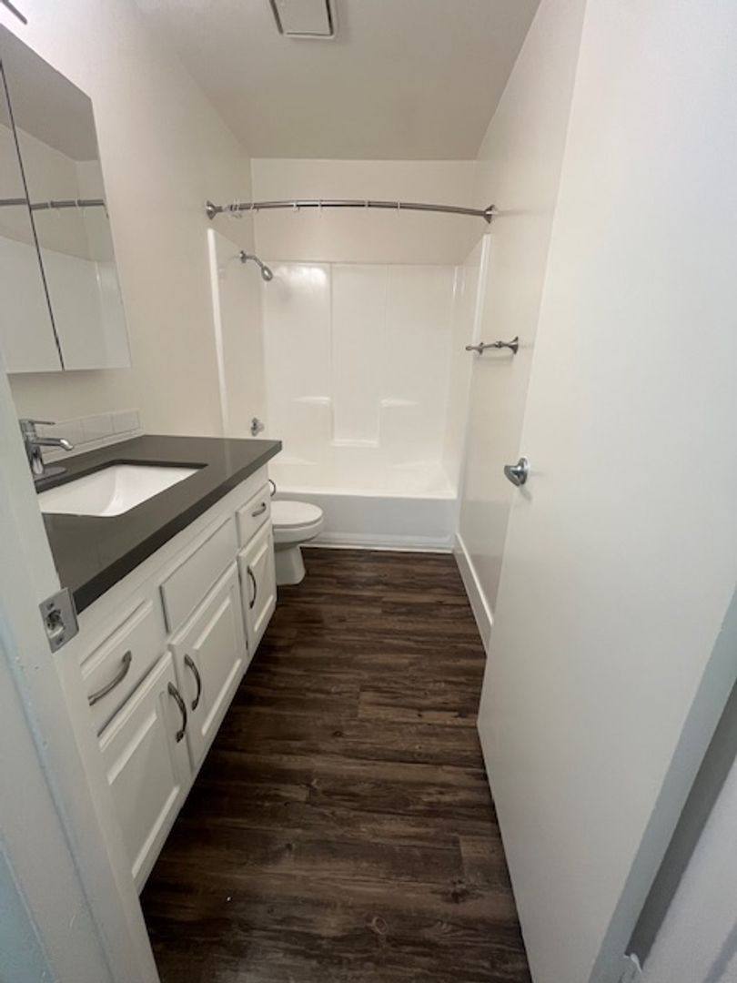 Apartment for rent at 2055 Fox Way, Concord, CA 94518