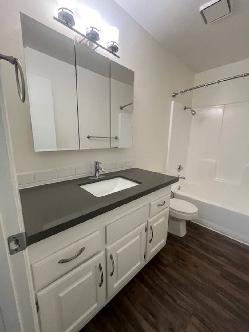 Apartment for rent at 2055 Fox Way, Concord, CA 94518
