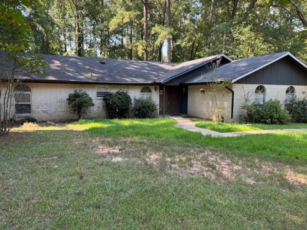 House for rent at 610 Pine Cone Dr, Haughton, LA 71037