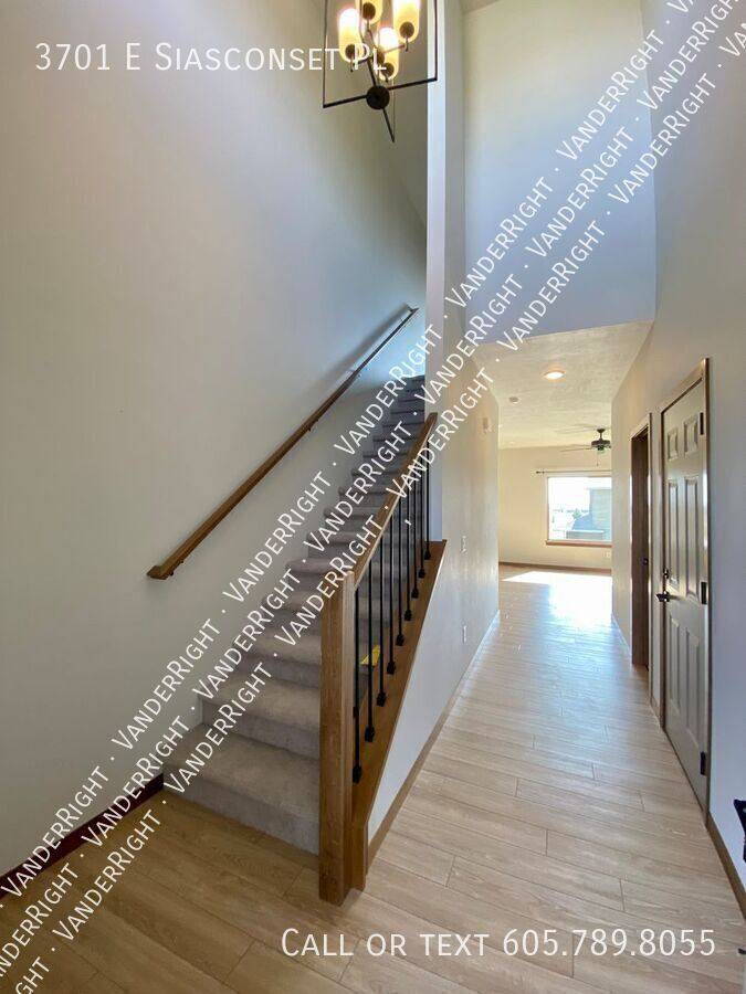 Townhouse for rent at 3701 E Siasconset Place, Sioux Falls, SD 57108