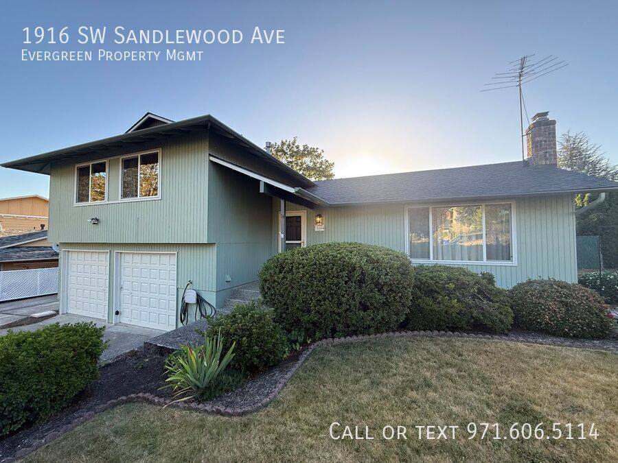House for rent at 1916 SW Sandlewood Ave, Gresham, OR 97080