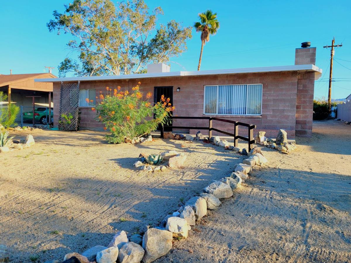 House for rent at 74925 Baseline Rd, Twentynine Palms, CA 92277