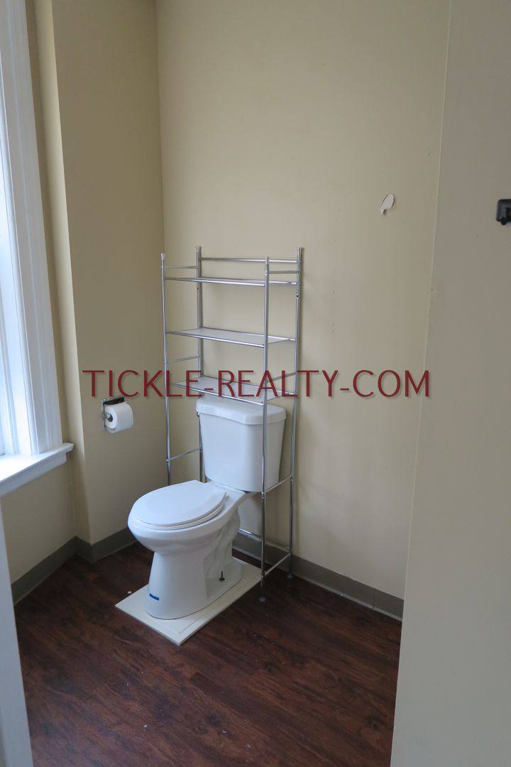 Apartment for rent at 217 Monroe Ave, Rochester, NY 14607