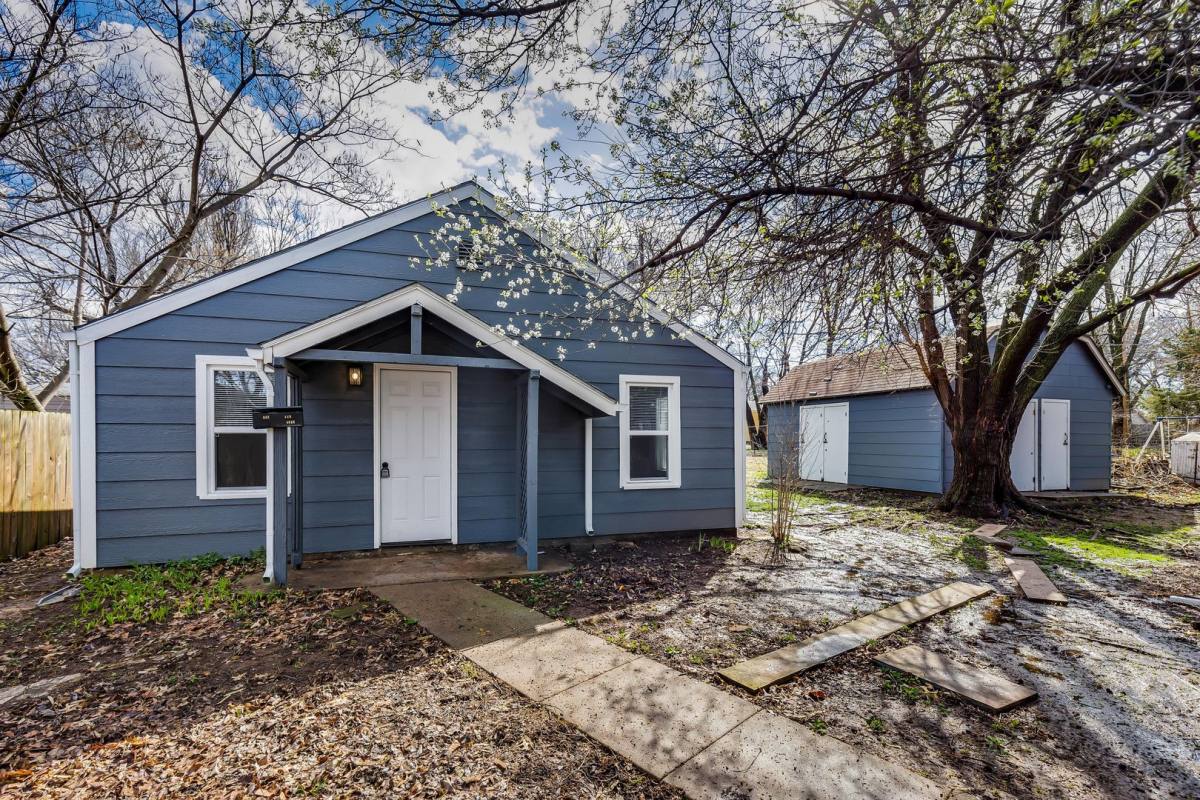 House for rent at 852 Belmont, Wichita, KS 67208