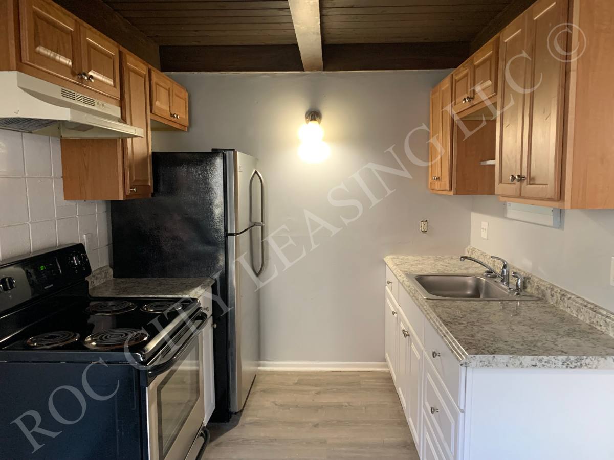 Townhouse for rent at 455-485 Lake Ave, Rochester, NY 14608