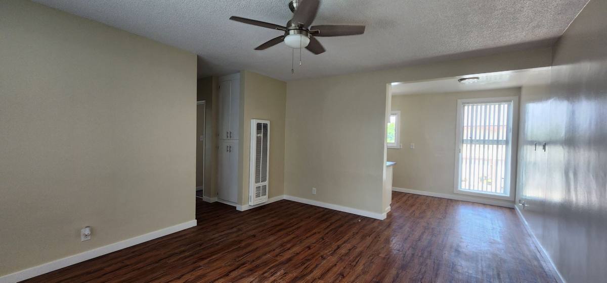 Apartment for rent at 210 E 29th St, Long Beach, CA 90806